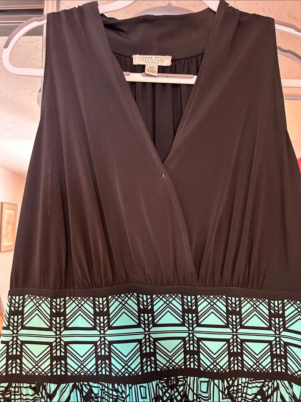 London Style Black & Teal Geometric Maxi Dress - Picture 3 of 3